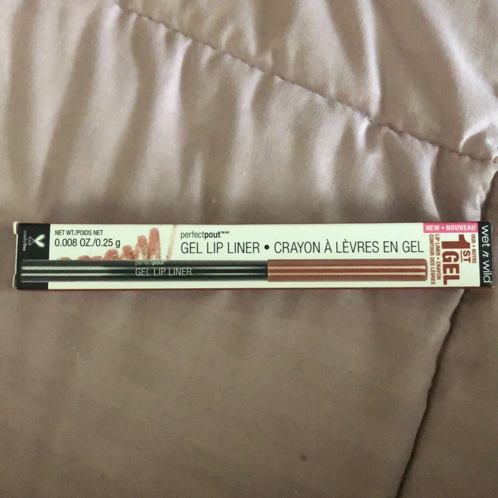 BRAND NEW Gel Lip Liner